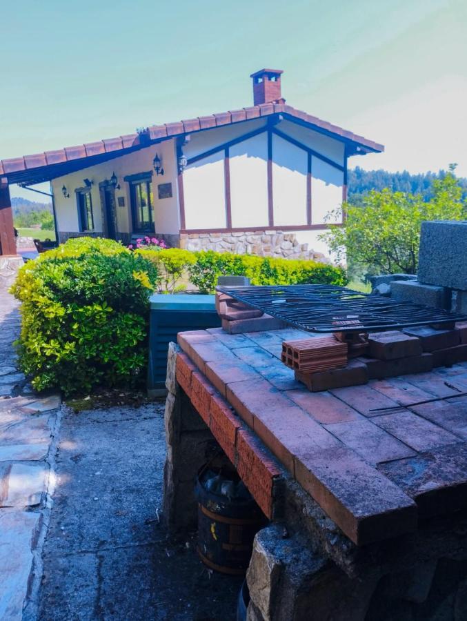 Basoeta Villa Baserri-Santa Ana Bagian luar foto
